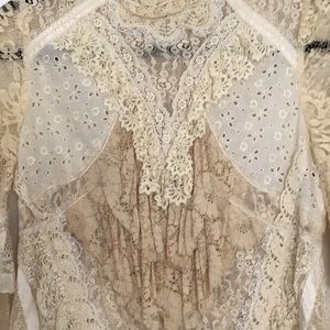 EarLY 2000s MAGNOLIA PEARL BLOUSE XS FRENCH LACE